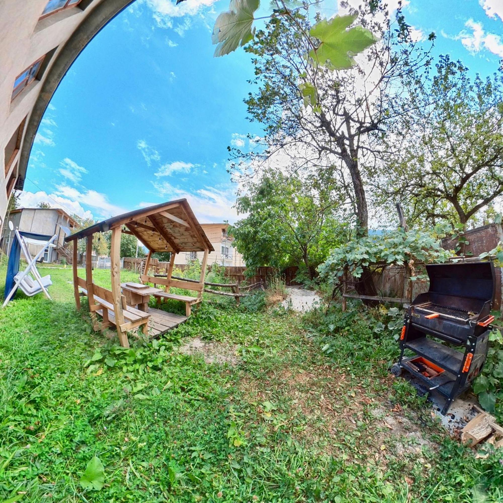Bed and Breakfast Girgola Местія Екстер'єр фото